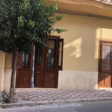 Ferienwohnung Casa Nonna Maria Trappeto  Exterior foto